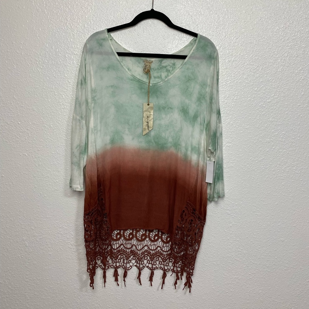 Gimmicks by BKE Buckle ombré top XL